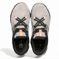 حذاء On Cloud X4