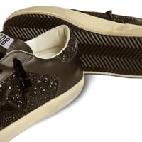 Golden Goos جولدن جوس