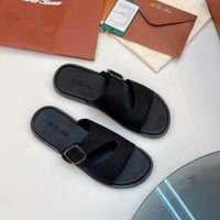 صندل لوربيان Loro Piana