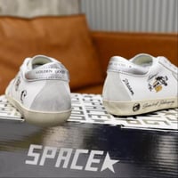 Golden Goos جولدن جوس