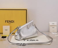 شنطة فيندي Fendi First