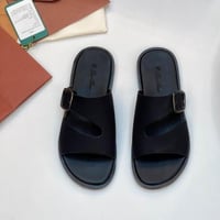 صندل لوربيان Loro Piana