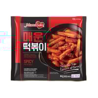 كعكة الأرز الكورية توبوكي مع الصلصة الحارة