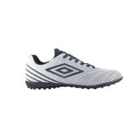 حذاء كرة القدم Toccare TF للرجال من Umbro