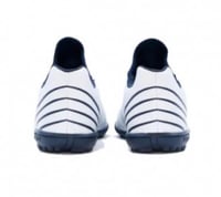 حذاء كرة القدم Toccare TF للاطفال من Umbro