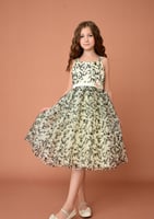 فستان بناتي