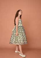 فستان بناتي