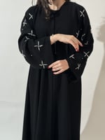 عباية جود تطريز أبيض