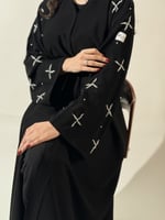 عباية جود تطريز أبيض