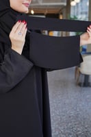 نقاب قصير بخيط مائل