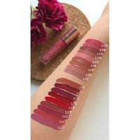 روج سائل كريمي مطفي ناعم SOFT&MATTE بزيت الافوكادو...