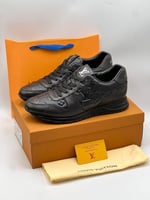 شوز لويس فيتون اسود كامل