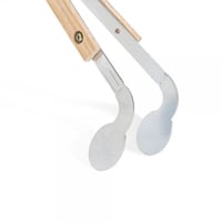 ملقط فحم قبضة خشبي