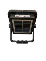 كشاف رحلات بالطاقة الشمسية مع استاند