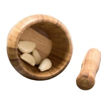 مدق ثوم خشبي