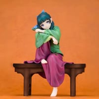 مجسم قابل للجمع لشخصية بأسلوب الأنمي. تجلس الشخصية...