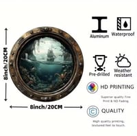 قطعة فنية جدارية مزخرفة تُشبه كوة سفينة. يُصوّر مش...