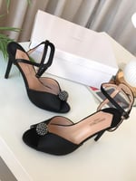 M. حذاء Jimmy Choo