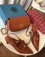 M. طقم TORY BURCH