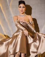 فستان انيق بتفاصيل انيقه