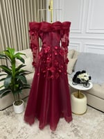 فستان فخم خامة تل مطرز