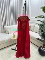 فستان احمر بكسرات سهره