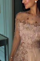 فستان سهره بأكمام طويلة شفاف لون بيج