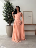 فستان شيفون مطرز