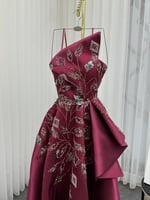 فستان ميكادو المزين بالكلفه المطرزه يدويا