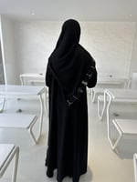 نص كلوش مع لينن رايون مطرز