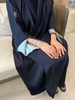 نص كلوش مع اكمام ذات فتحة