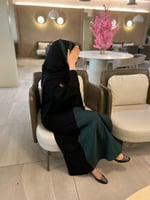 كلوش مزينه باللون الاخضر من الامام