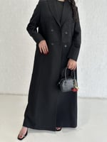 بليزر أسود مع جاكار