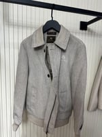 جاكيت لوروبيانا هيرغيبون كشمير