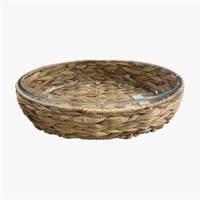 صينية بايركس مع سلة