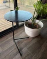 طاولة خدمة أسود