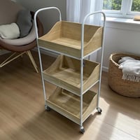 أرفف خشب زينة بكفرات