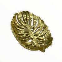 صينية تقديم على شكل ورقة شجر