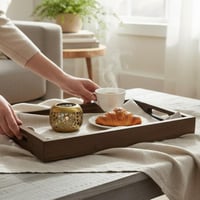 مجموعة من تنسيقنا صينية خشب مع المفرش والشمعدان