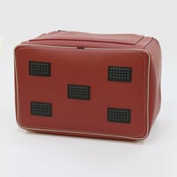 عزبة الكرم جلد لون عنابي