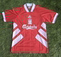 تيشيرت ليفربول كلاسيك