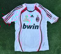 تيشيرت ميلان الابيض الأبطال 2007 كلاسيك