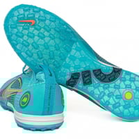 جزمة كرة قدم Nike