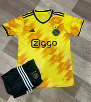 طقم اياكس الاحتياطي