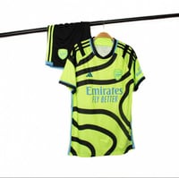 طقم ارسنال الاحتياطي