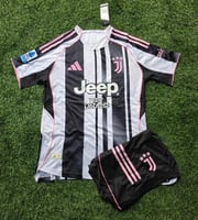 طقم يوفنتوس الأساسي 25/26