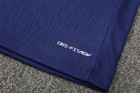 سويتر تمارين برشلونة 25/26