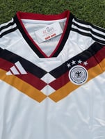 طقم المانيا الأساسي 2026