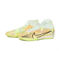 جزمة كرة قدم Nike