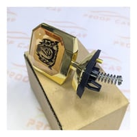 علامة كبوت لاندكروزر 81 الى 88 ذهبي / فضي